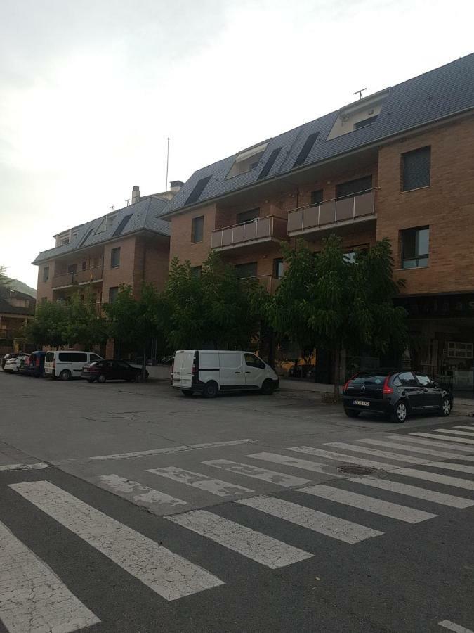 Monteperdido Apartment Ainsa Exterior photo